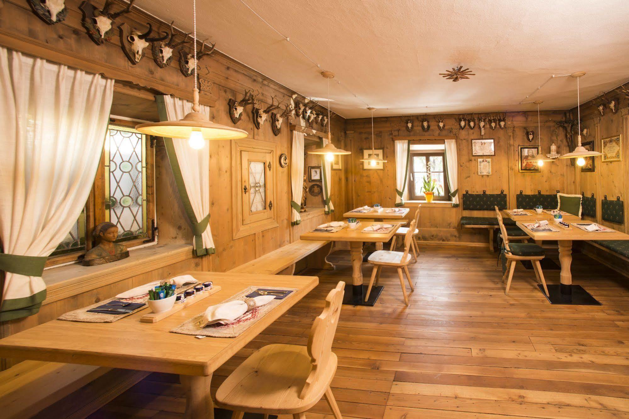 Hotel Garni Snaltnerhof Ortisei Luaran gambar