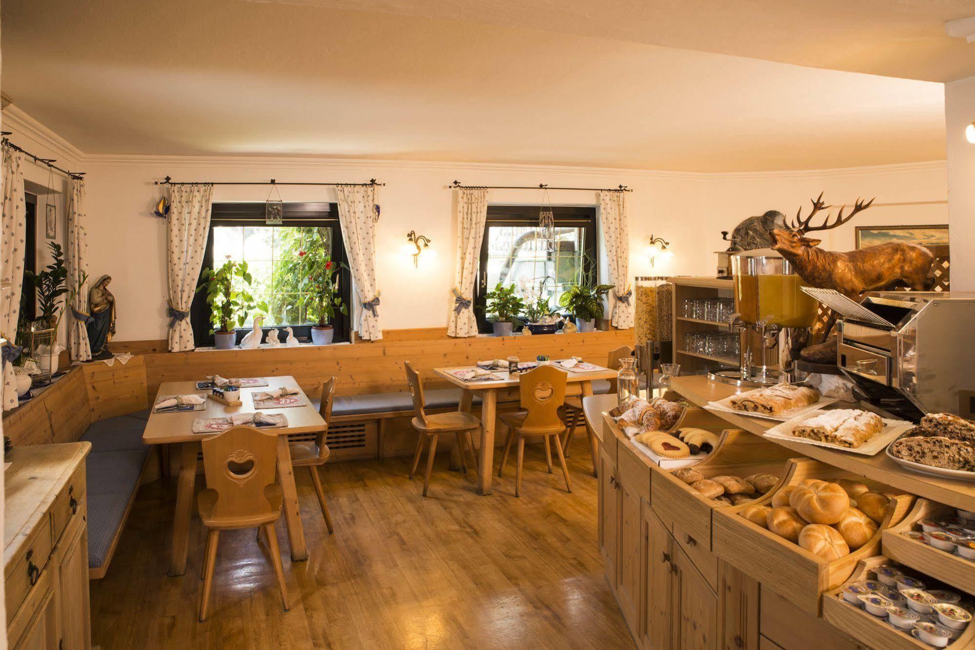 Hotel Garni Snaltnerhof Ortisei Luaran gambar